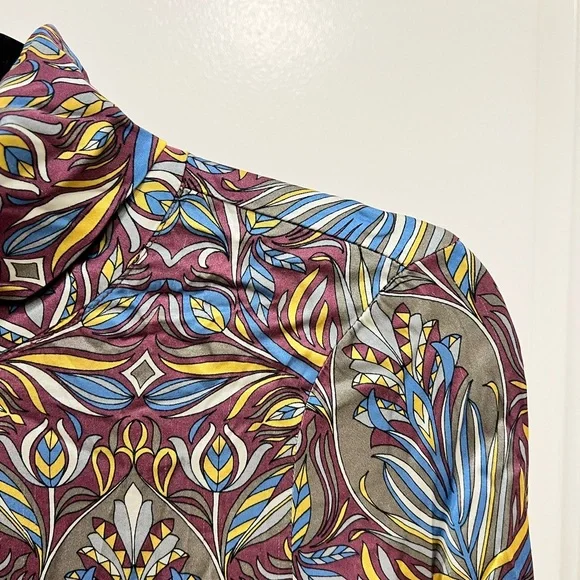 SFIZO Sfizio Art Deco Style Mockneck Top - Picture 13 of 14